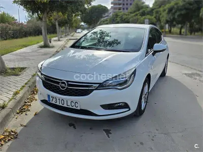 Brugt Opel Astra Dynamic 110 HK (80 kW) 2019 Hvid Sedan