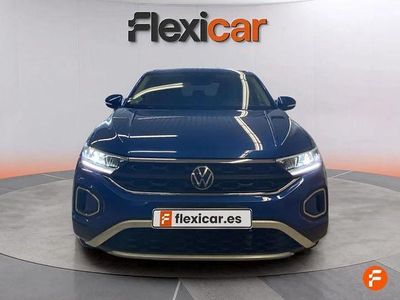Usado VW T-Roc Life 110 CV (80 kW) 2023 Azul SUV