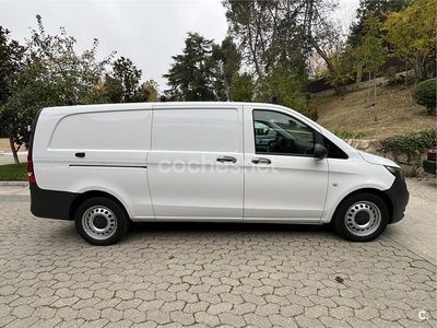 Blanco Usado 2022 Mercedes V200 Marco Polo Monovolumen | 20.990 €