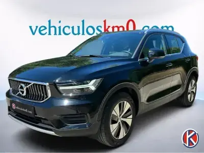 Usado Volvo XC40 Inscription 262 CV (192 kW) 2021 Azul SUV