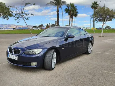 Usado BMW 330 245 CV (180 kW) 2008 Azul Coupe