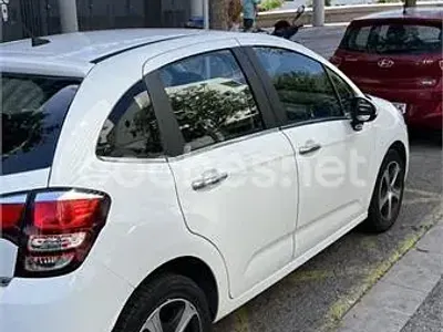 Usado Citroën C3 Live 68 CV (50 kW) 2016 Blanco Berlina