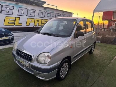 Usado Hyundai Atos GLS 55 CV (40 kW) 2000 Gris / plata Utilitario