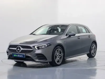 Usado Mercedes A250 218 CV (160 kW) 2021 Gris / plata Berlina