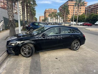 Usado Mercedes CLA200 Shooting Brake 136 CV (100 kW) 2017 Negro Familiar