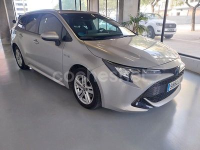 Gris / plata Usado 2020 Toyota Corolla Business Edition Familiar | 19.900 € (Un poco caro)