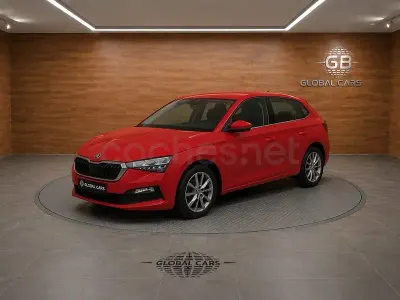 Usado Skoda Scala Active 115 CV (84 kW) 2020 Rojo Utilitario