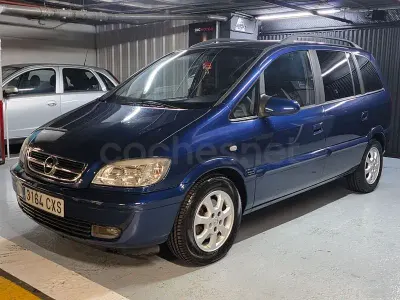 Używany Opel Zafira Comfort 100 KM (73 kW) 2003 Niebieski Minivan