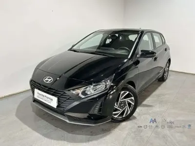 Begagnad Hyundai i20 84 HK (61 kW) 2024 Svart Halvkombi
