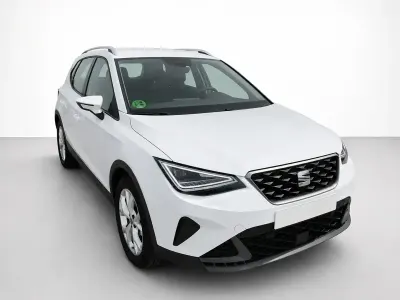 Usado Seat Arona FR 115 CV (84 kW) 2025 Blanco SUV
