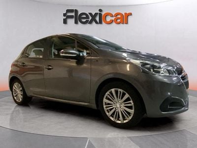 Gris Usado 2019 Peugeot 208 GT-line Utilitario | 8290 € (Super precio)