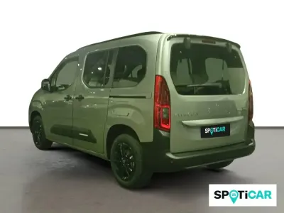 Usado Citroën Berlingo 102 CV (75 kW) 2024 Gris Monovolumen