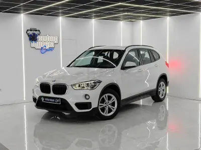 Usado BMW X1 Advantage 140 CV (102 kW) 2019 Blanco SUV