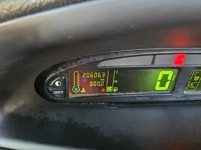 Usado Citroën Xsara Picasso 110 CV (80 kW) 2007 Marrón Monovolumen