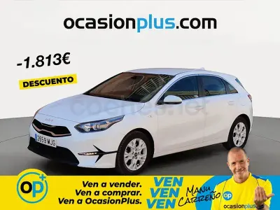 Usado Kia Ceed 136 CV (100 kW) 2023 Blanco Utilitario