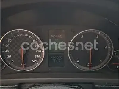 Usado Mercedes CLC220 150 CV (110 kW) 2009 Gris / plata Utilitario