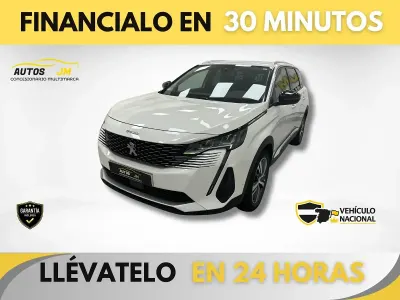 Usado Peugeot 5008 Allure 130 CV (95 kW) 2022 Blanco SUV