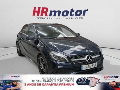 Usado Mercedes A180 109 CV (80 kW) 2017 Azul Berlina