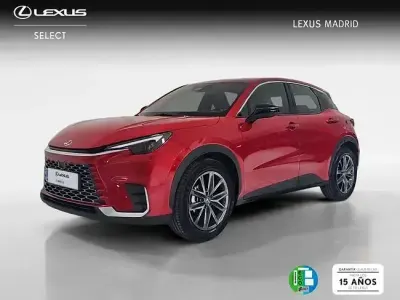 Begagnad Lexus LBX 136 HK (100 kW) 2025 Röd SUV