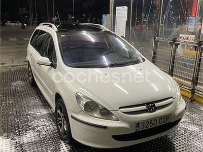 Usado Peugeot 307 90 CV (66 kW) 2003 Blanco Familiar