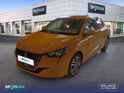 Usado Peugeot 208 Allure 102 CV (75 kW) 2021 Amarillo Utilitario