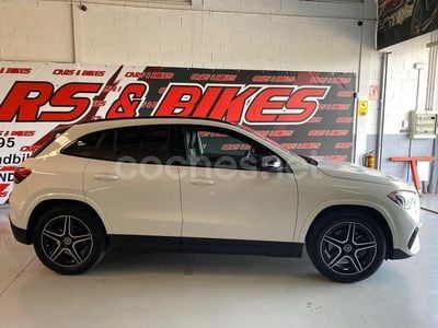 Mercedes GLA200