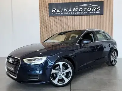 Usado Audi A3 Comfort 150 CV (110 kW) 2016 Azul Berlina