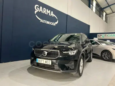 Usado Volvo XC40 129 CV (94 kW) 2023 Negro SUV