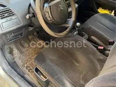 Usado Citroën C4 110 CV (80 kW) 2007 Beige Berlina