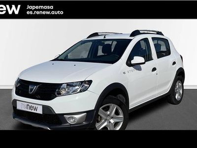 Usado Dacia Sandero Stepway 90 CV (66 kW) 2016 Blanco Berlina