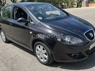 Usado Seat Altea Stylance 140 CV (102 kW) 2008 Negro Monovolumen