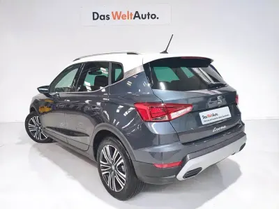 Usado Seat Arona Xperience 115 CV (84 kW) 2025 Gris SUV