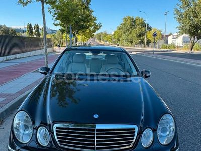 Mercedes E320