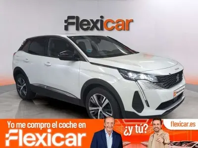 Usado Peugeot 3008 Allure 131 CV (96 kW) 2024 Blanco SUV
