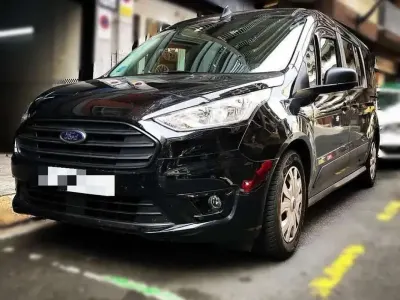 Usado Ford Tourneo Trend 120 CV (88 kW) 2019 Negro Familiar
