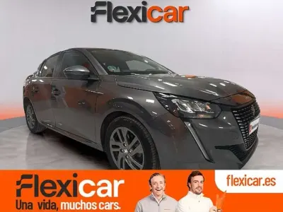 Usado Peugeot 208 Active 101 CV (74 kW) 2021 Gris Utilitario