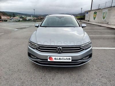 Usado VW Passat Executive 122 CV (89 kW) 2021 Gris / plata Familiar