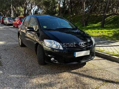Usado Toyota Auris Active 126 CV (92 kW) 2011 Negro Utilitario