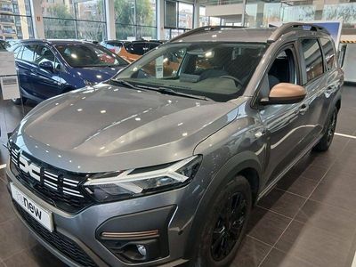 Usado Dacia Jogger Extreme 110 CV (80 kW) 2025 Gris / plata Monovolumen