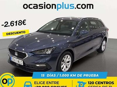 Usado Seat Leon ST Style 131 CV (96 kW) 2023 Gris Familiar