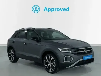 Usado VW T-Roc 150 CV (110 kW) 2025 Gris SUV