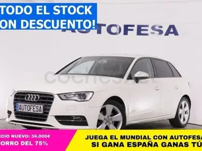 Usado Audi A3 Ambiente 150 CV (110 kW) 2013 Blanco Berlina