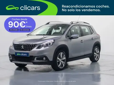 Usado Peugeot 2008 Allure 110 CV (80 kW) 2017 Gris / plata SUV