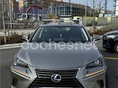Usado Lexus NX300h Business Edition 197 CV (144 kW) 2018 Gris / plata SUV