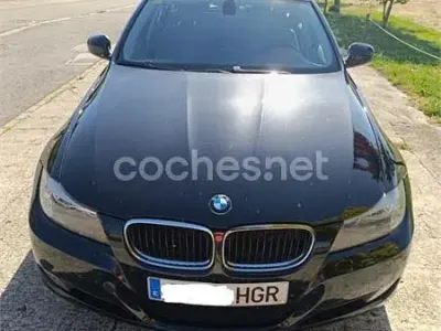 Usado BMW 320 177 CV (130 kW) 2009 Negro Familiar