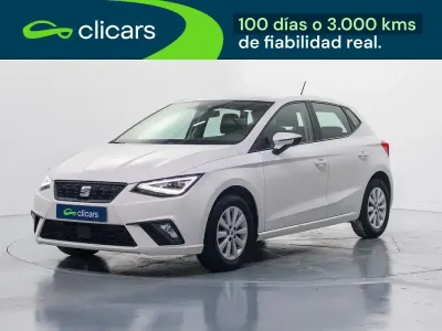 Usado Seat Ibiza Style 110 CV (80 kW) 2022 Blanco Utilitario