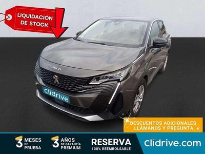 Usado Peugeot 3008 Active 131 CV (96 kW) 2022 Gris SUV