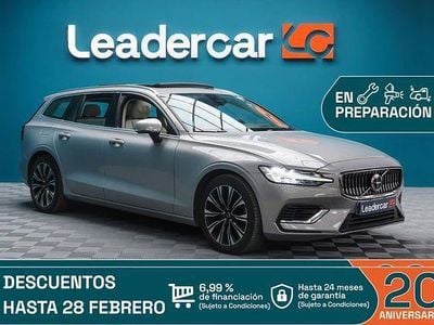 Plateado Usado 2023 Volvo V60 Plus Familiar | 33.900 € (Buen precio)