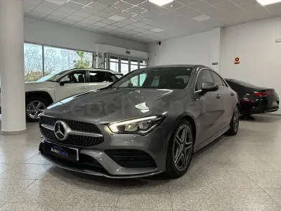 Usado Mercedes CLA200 150 CV (110 kW) 2020 Gris / plata Berlina