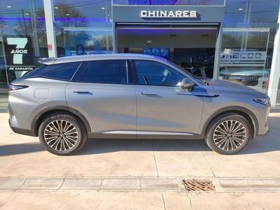Usado Omoda 9 537 CV (394 kW) 2025 Gris / plata SUV